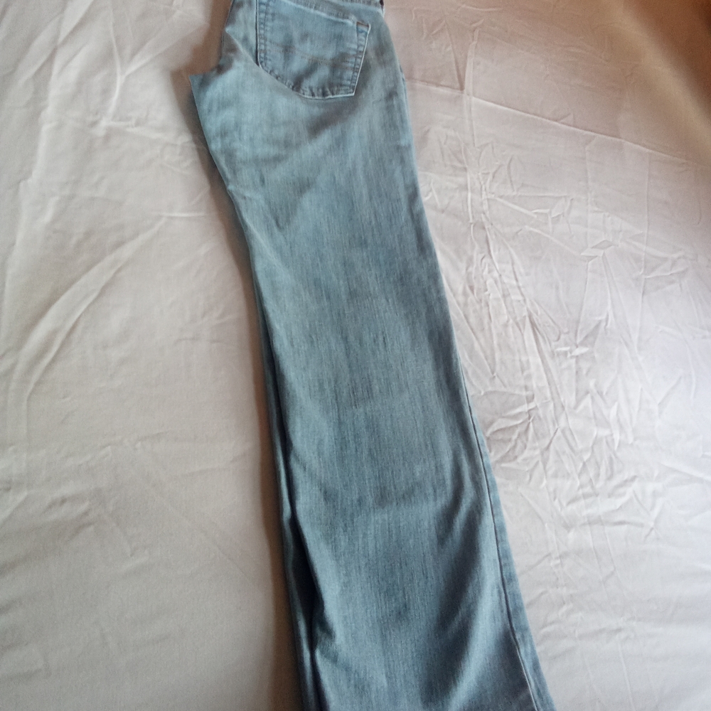 Women's Light Blue Jeans